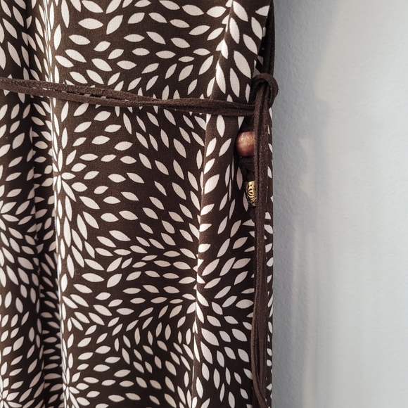 Frank Lyman Faux Wrap Bealted Dress Cap Sleeve Size 4 - Picture 8 of 13